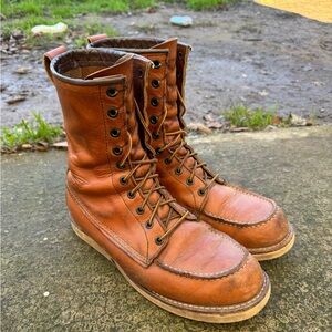 Red Wing moc toe boots. Model #10877. Size 9.5D.
